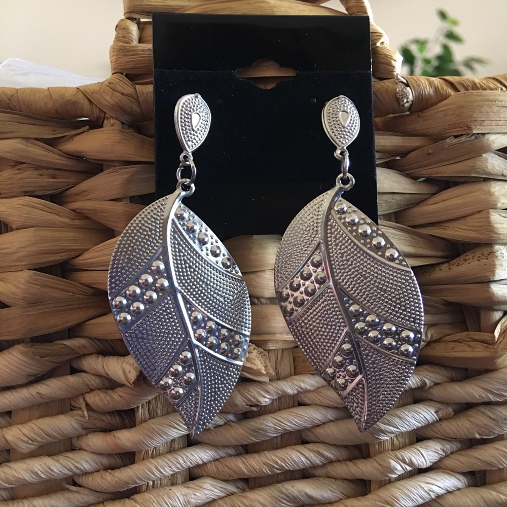 Silver tone lightweight textured tin earrings